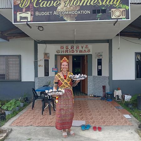 Mulu D Cave Homestay Экстерьер фото