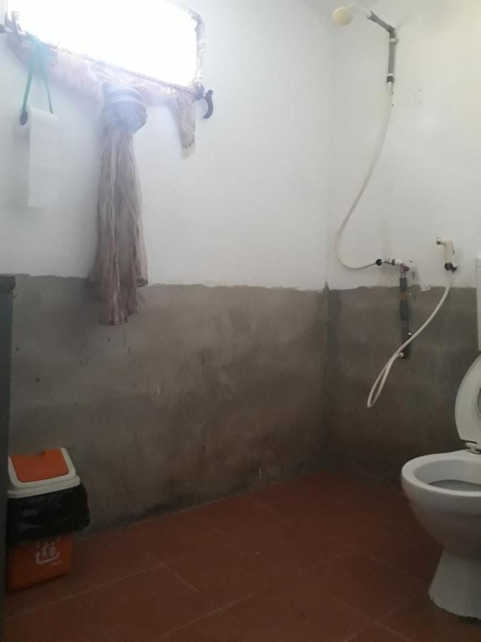 Mulu D Cave Homestay Экстерьер фото
